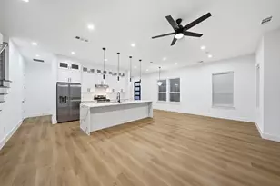 306 E 7th St, Dallas, TX 75203 - Photo 10