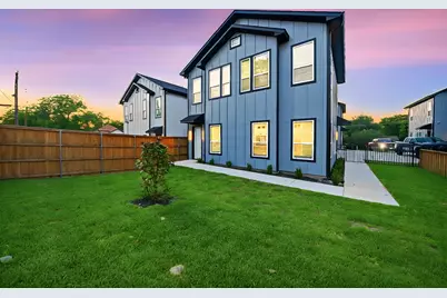 306 E 7th Street, Dallas, TX 75203 - Photo 1