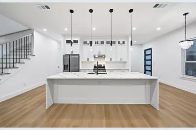 306 E 7th Street, Dallas, TX 75203 - Photo 8