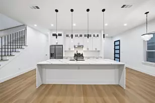 306 E 7th St, Dallas, TX 75203 - Photo 8