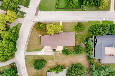 224 W Lanett Drive, DeSoto, TX 75115 - Photo 26