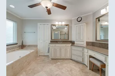 250 Glenrose Court, Southlake, TX 76092 - Photo 22