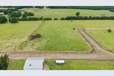 127 Pr 33267, Sumner, TX 75486 - Photo 1