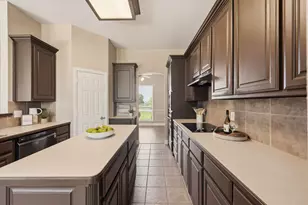 2717 Aston Meadows Dr, Haslet, TX 76052 - Photo 12