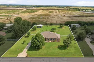 2717 Aston Meadows Dr, Haslet, TX 76052 - Photo 2