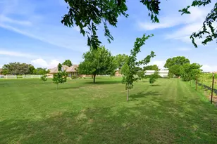 2717 Aston Meadows Dr, Haslet, TX 76052 - Photo 34