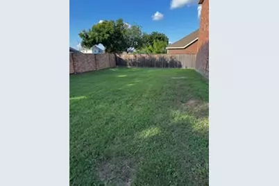 2764 Fuente, Grand Prairie, TX 75054 - Photo 10