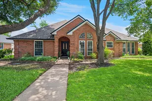 3912 Brookside Dr, Bedford, TX 76021 - Photo 1