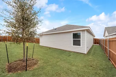 9113 Thrasher Trail, McKinney, TX 75071 - Photo 2