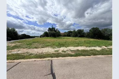 8202 Carnegie Street, Cleburne, TX 76033 - Photo 2