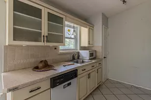6504 Johnnie St, Watauga, TX 76148 - Photo 6