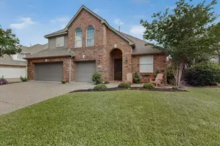 2413 Brenham Dr, McKinney, TX 75072 - Photo 2