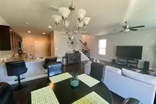 432 Hunt Dr, Lewisville, TX 75067 - Photo 4
