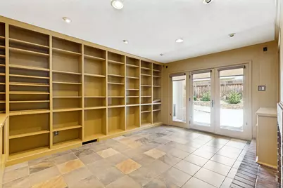 10115 Chesterton Drive, Dallas, TX 75238 - Photo 20