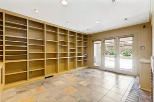 10115 Chesterton Dr, Dallas, TX 75238 - Photo 20