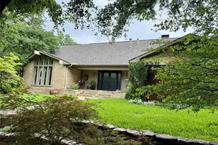 10115 Chesterton Dr, Dallas, TX 75238 - Photo 2