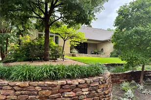 10115 Chesterton Dr, Dallas, TX 75238 - Photo 1