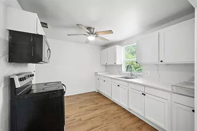 903 W Baker Street, Denison, TX 75020 - Photo 4