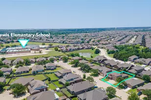 1011 Castroville Dr, Forney, TX 75126 - Photo 38