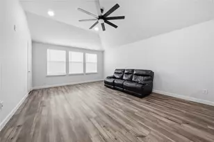 1011 Castroville Dr, Forney, TX 75126 - Photo 26