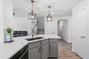 1011 Castroville Dr, Forney, TX 75126 - Photo 8