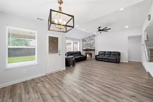 1011 Castroville Dr, Forney, TX 75126 - Photo 12
