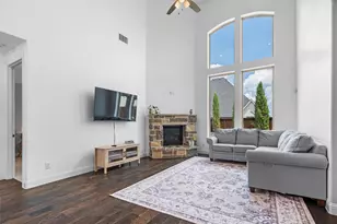 1917 Bending Oak St, Fort Worth, TX 76008 - Photo 4