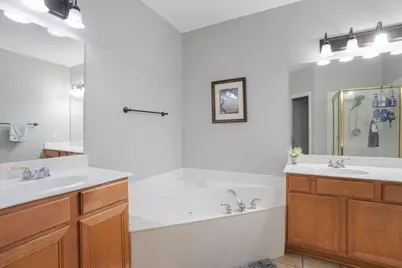 2413 Shorewood Court, Rowlett, TX 75088 - Photo 14