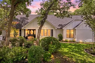 1809 Southpark Dr, Arlington, TX 76013 - Photo 1