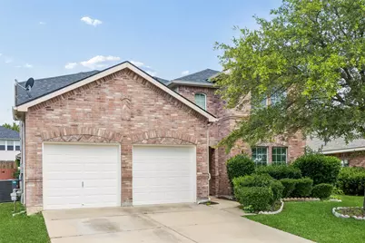 5605 Calf Creek Drive, Fort Worth, TX 76179 - Photo 2