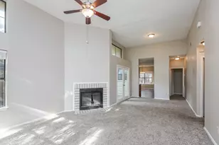 6216 Fairlane Dr, Arlington, TX 76001 - Photo 2