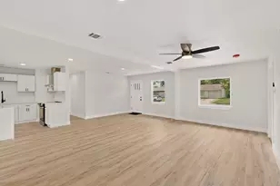 1001 Susan Dr, Garland, TX 75040 - Photo 8