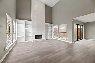 6205 Bellaire Drive S, Fort Worth, TX 76132 - Photo 2