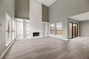 6205 Bellaire Dr S, Fort Worth, TX 76132 - Photo 2