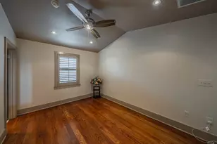 6350 Oriole Dr, Dallas, TX 75209 - Photo 32