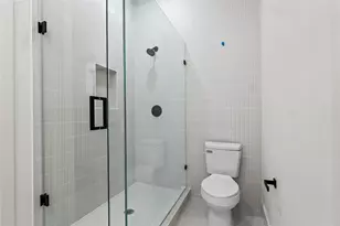 2031 N Prairie Ave, Dallas, TX 75204 - Photo 18
