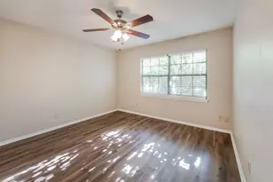 415 Justice Dr, Cedar Hill, TX 75104 - Photo 6