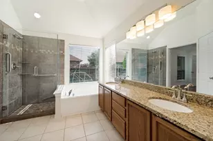 7498 Ravenhill Dr, Frisco, TX 75035 - Photo 12