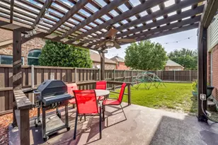 7498 Ravenhill Dr, Frisco, TX 75035 - Photo 18