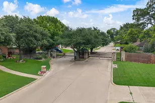 1910 Skipaway Dr, Rowlett, TX 75088 - Photo 38