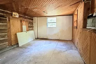 2429 County Rd 427A, Cleburne, TX 76031 - Photo 20