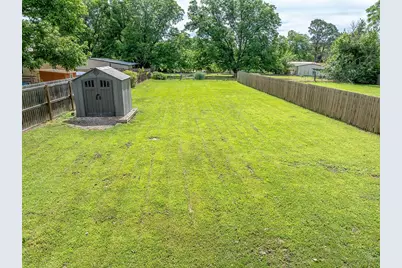 411 Dewitt Street, Collinsville, TX 76233 - Photo 24