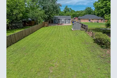 411 Dewitt Street, Collinsville, TX 76233 - Photo 30