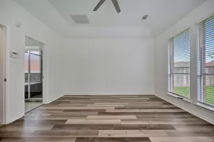 3244 Serpis, Grand Prairie, TX 75054 - Photo 20