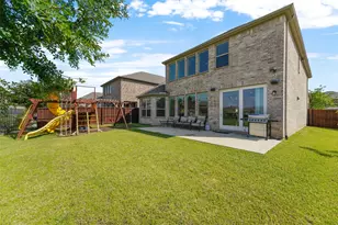 3507 Hathaway Ct, Irving, TX 75062 - Photo 34