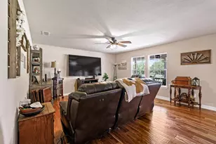 2 Mountain Climb Rd, Sherman, TX 75092 - Photo 8