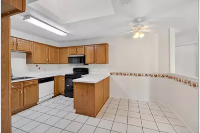 7016 Snowivy Court, Arlington, TX 76001 - Photo 10