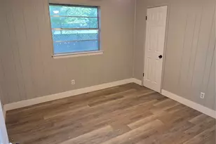 713 N Spears St, Alvarado, TX 76009 - Photo 16