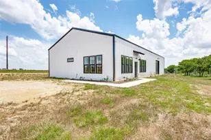 490 Private Rd 4512, Decatur, TX 76234 - Photo 4