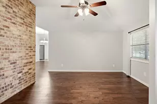 602 Brittany Dr, Mesquite, TX 75150 - Photo 6